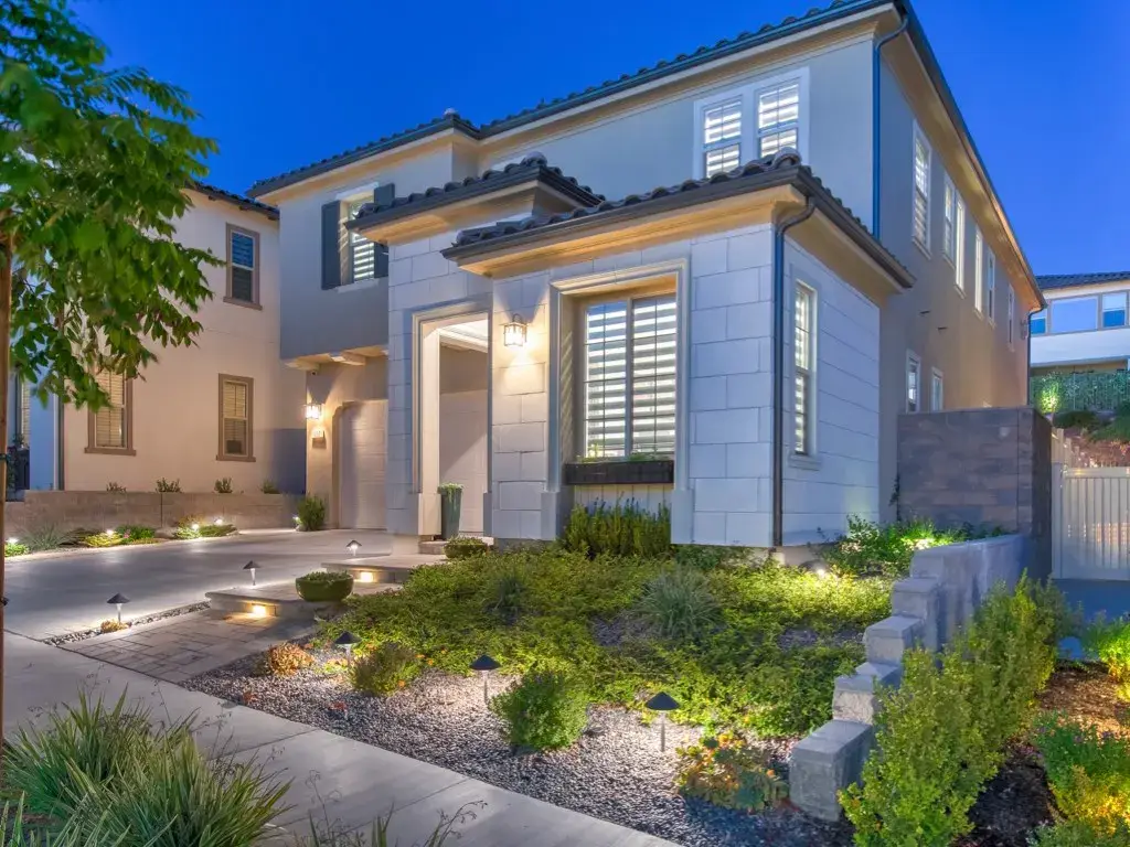 1657 Sonora Creek Lane in Lake Forest, sold by Wise Choices Realty.