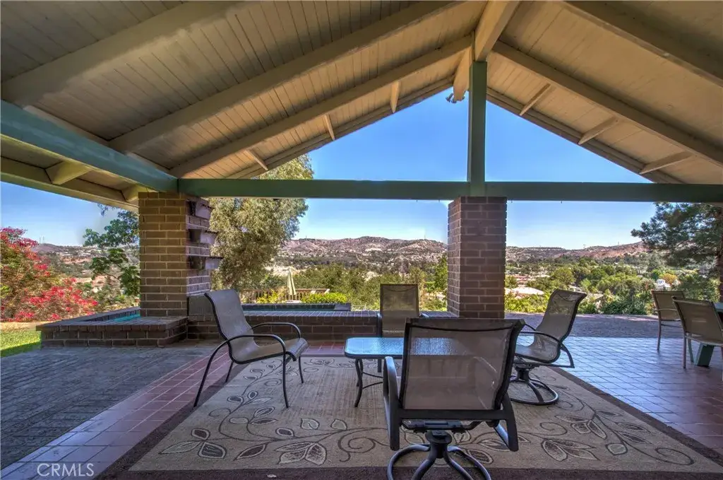 10406 Morada in Orange, sold by Wise Choices Realty.