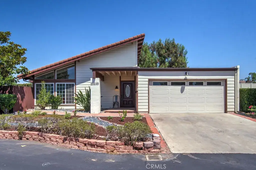 25235 Miles Avenue in Lake Forest, sold by Wise Choices Realty.