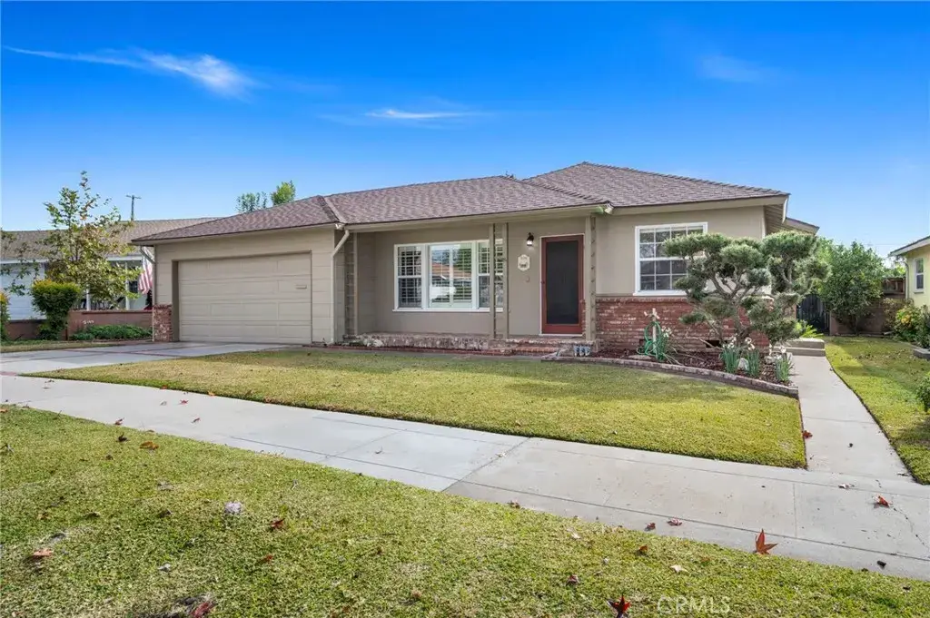 934 E Mayfair Avenue in Orange, sold by Wise Choices Realty.