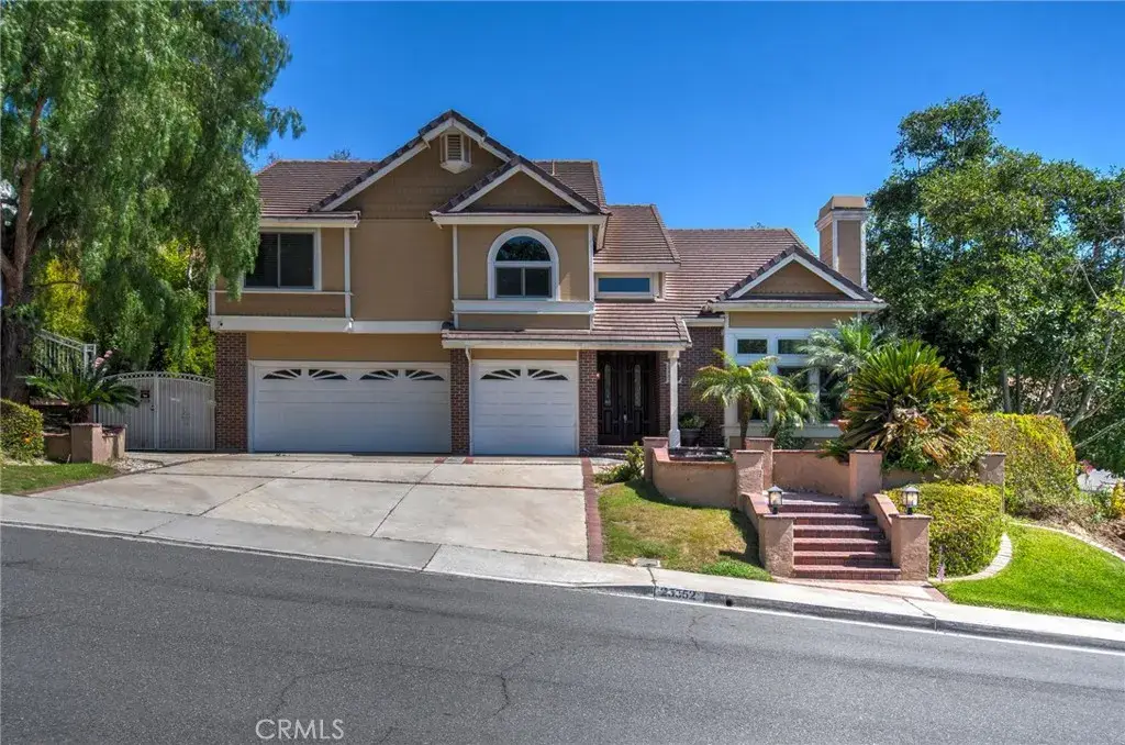 25552 Nottingham Court in Laguna Hills, sold by Wise Choices Realty.