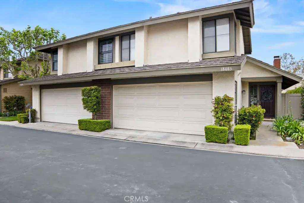 18085 Red Oak Court in Fountain Valley, sold by Wise Choices Realty.