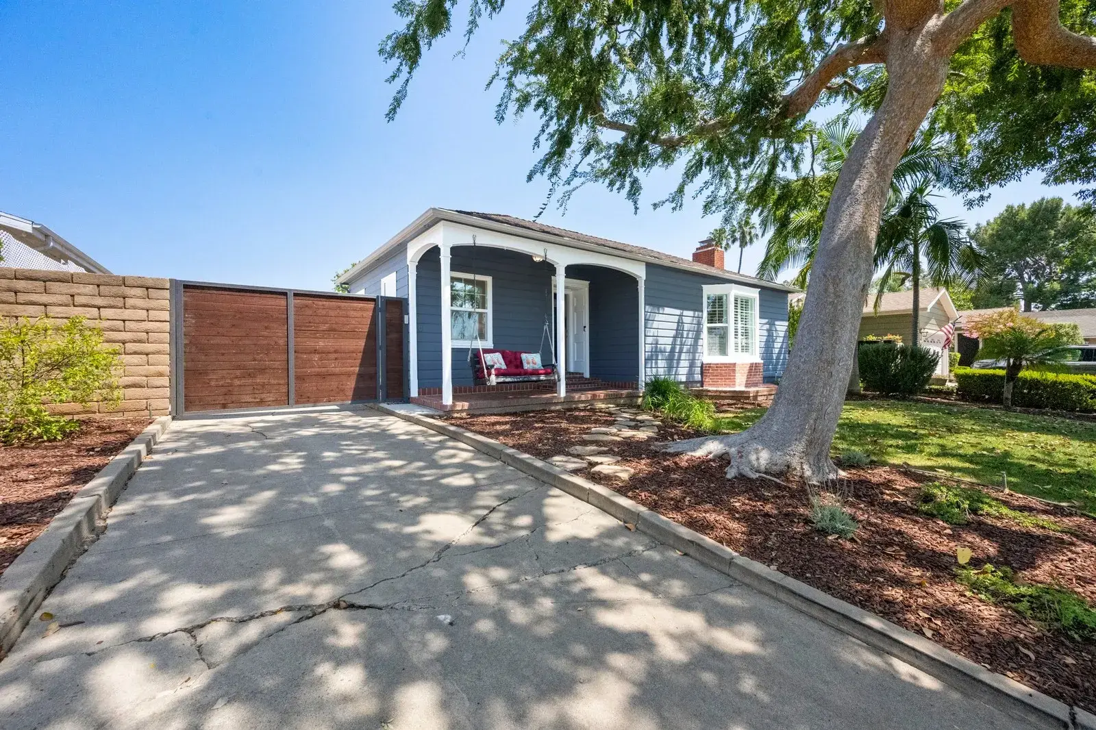 816 Grandview in Fullerton, sold by Wise Choices Realty.