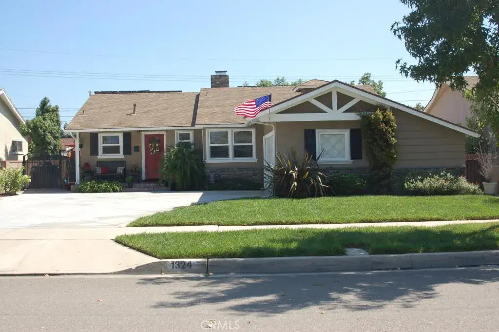 1324 E Rose Avenue in Orange, sold by Wise Choices Realty.