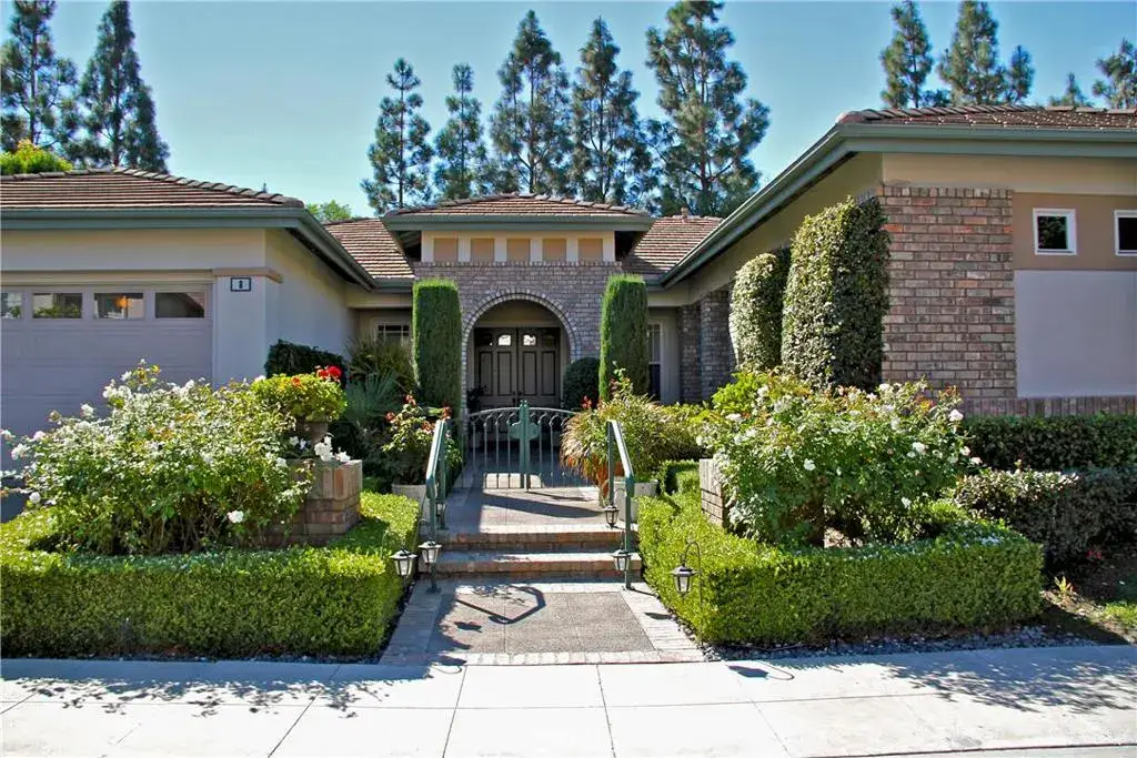 8 Gardenia in Irvine, sold by Wise Choices Realty.
