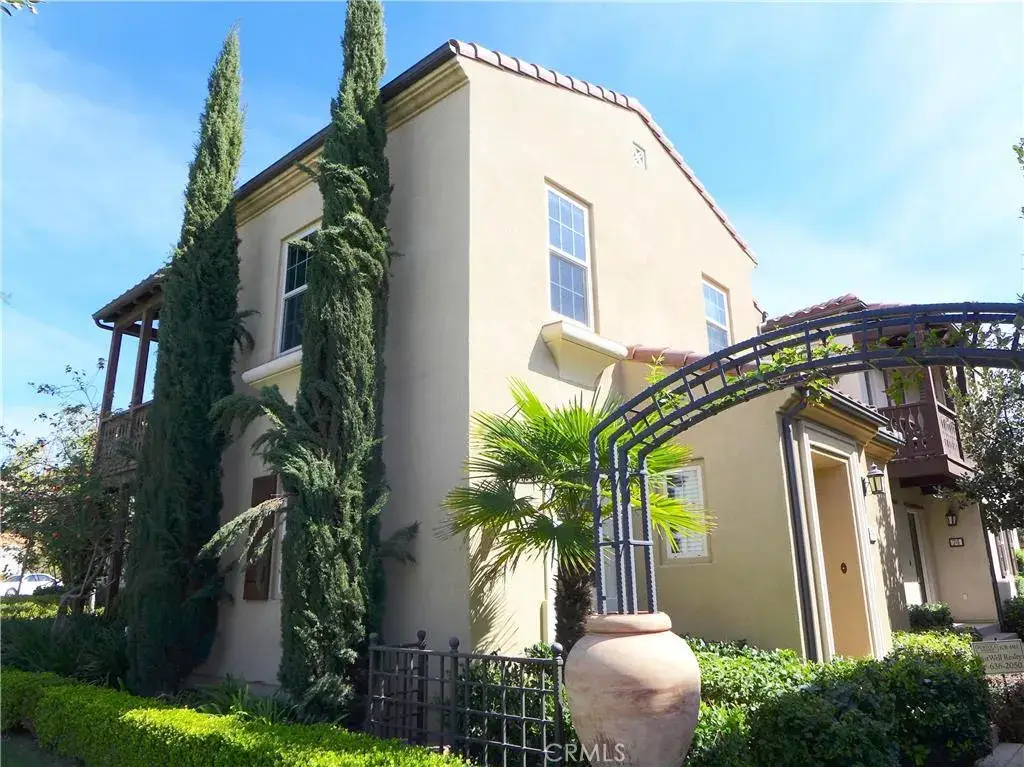 76 Latitude in Irvine, sold by Wise Choices Realty.