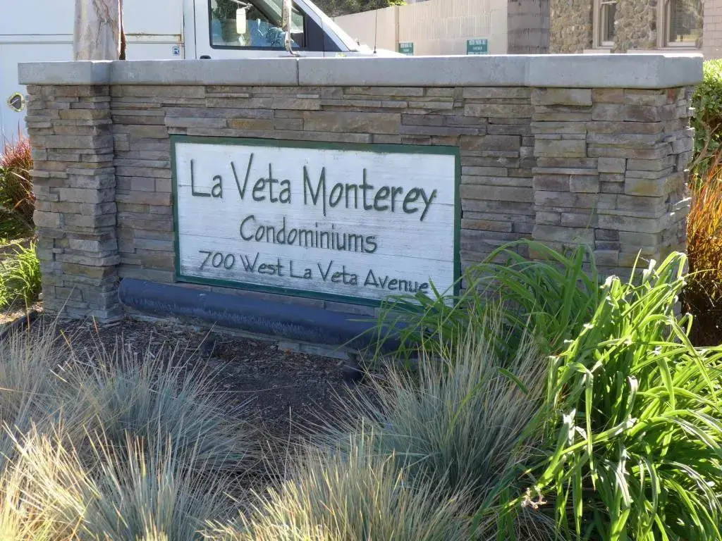 700 W La Veta Avenue F5 in Orange, sold by Wise Choices Realty.