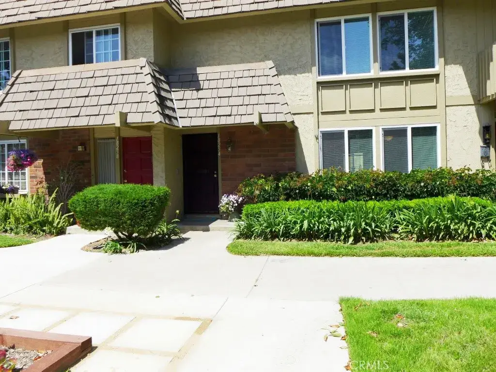 18254 Carlsbad Court in Fountain Valley, sold by Wise Choices Realty.