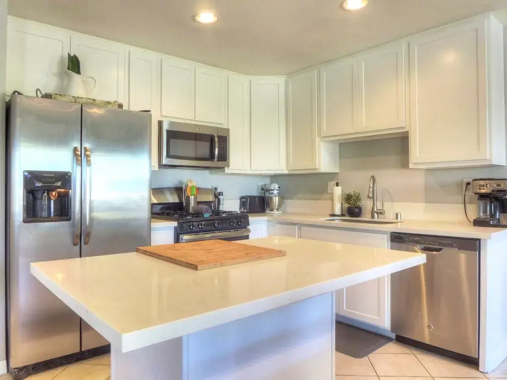 1120 S Clifpark Circle 39R in Anaheim, sold by Wise Choices Realty.