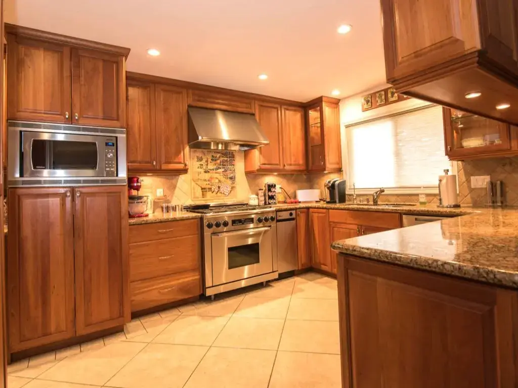 7842 Connie Drive in Huntington Beach, sold by Wise Choices Realty.