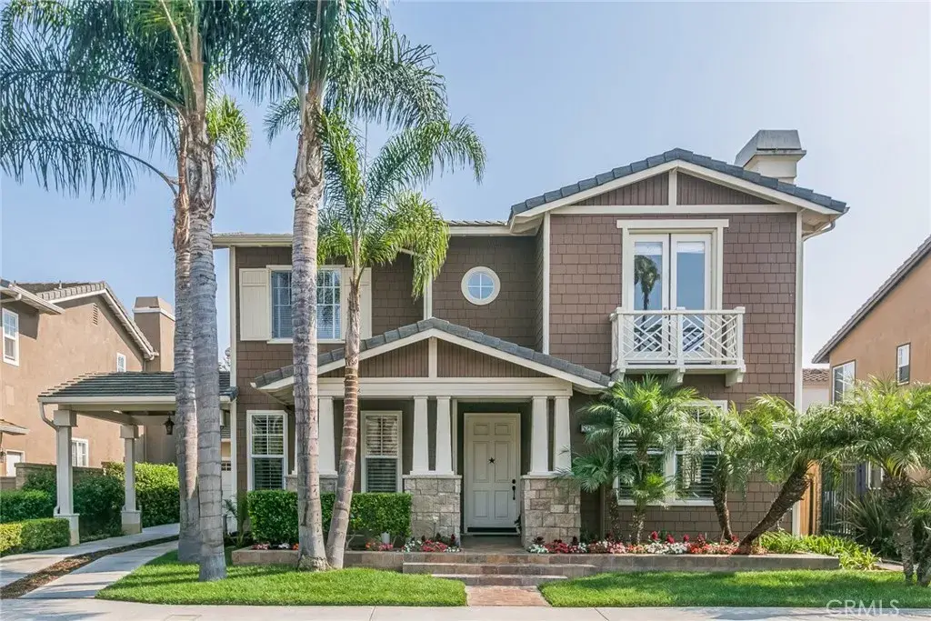 5252 Chadwick Drive in Huntington Beach, sold by Wise Choices Realty.