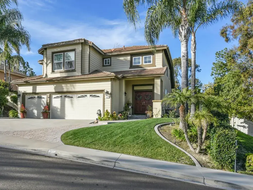 27 Raven Lane in Aliso Viejo, sold by Wise Choices Realty.
