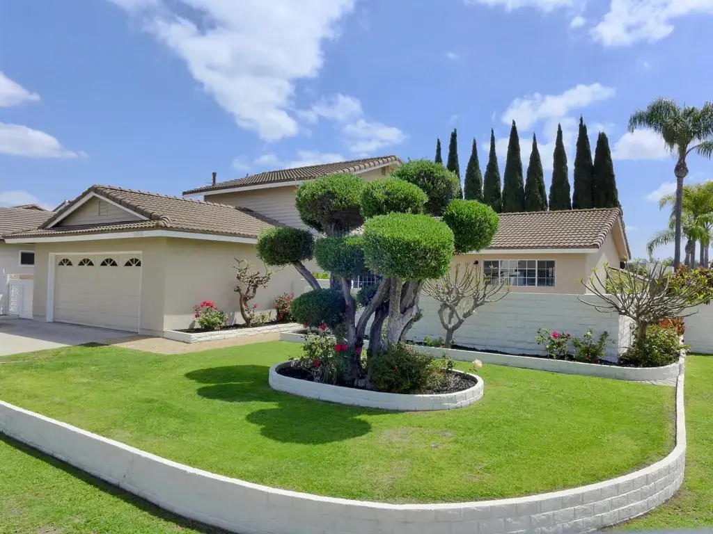 16830 Redwood Street in Fountain Valley, sold by Wise Choices Realty.