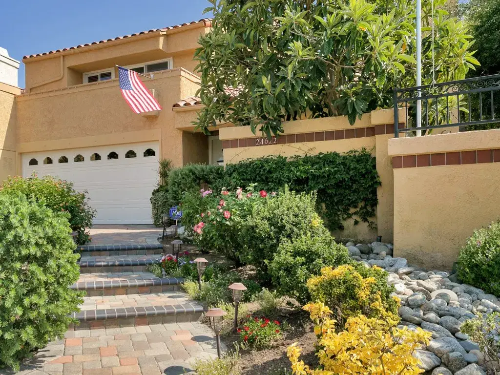 24622 Linda Flora Street in Laguna Hills, sold by Wise Choices Realty.