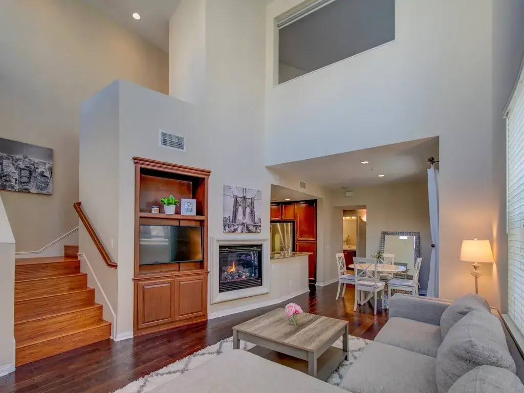 32 Midtown Drive in Aliso Viejo, sold by Wise Choices Realty.
