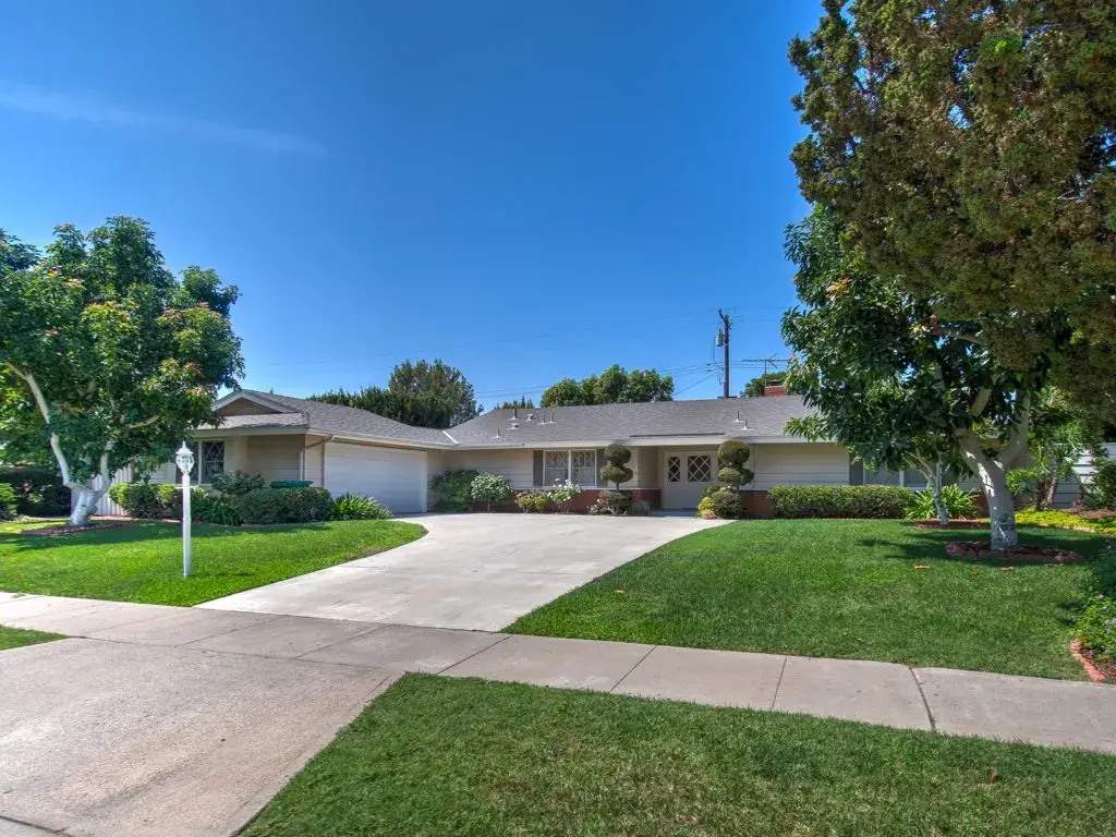 13161 Bow Place in Santa Ana, sold by Wise Choices Realty.