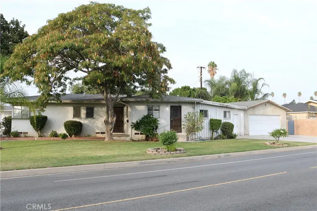 428 S Gardenglen Street in West Covina, sold by Wise Choices Realty.
